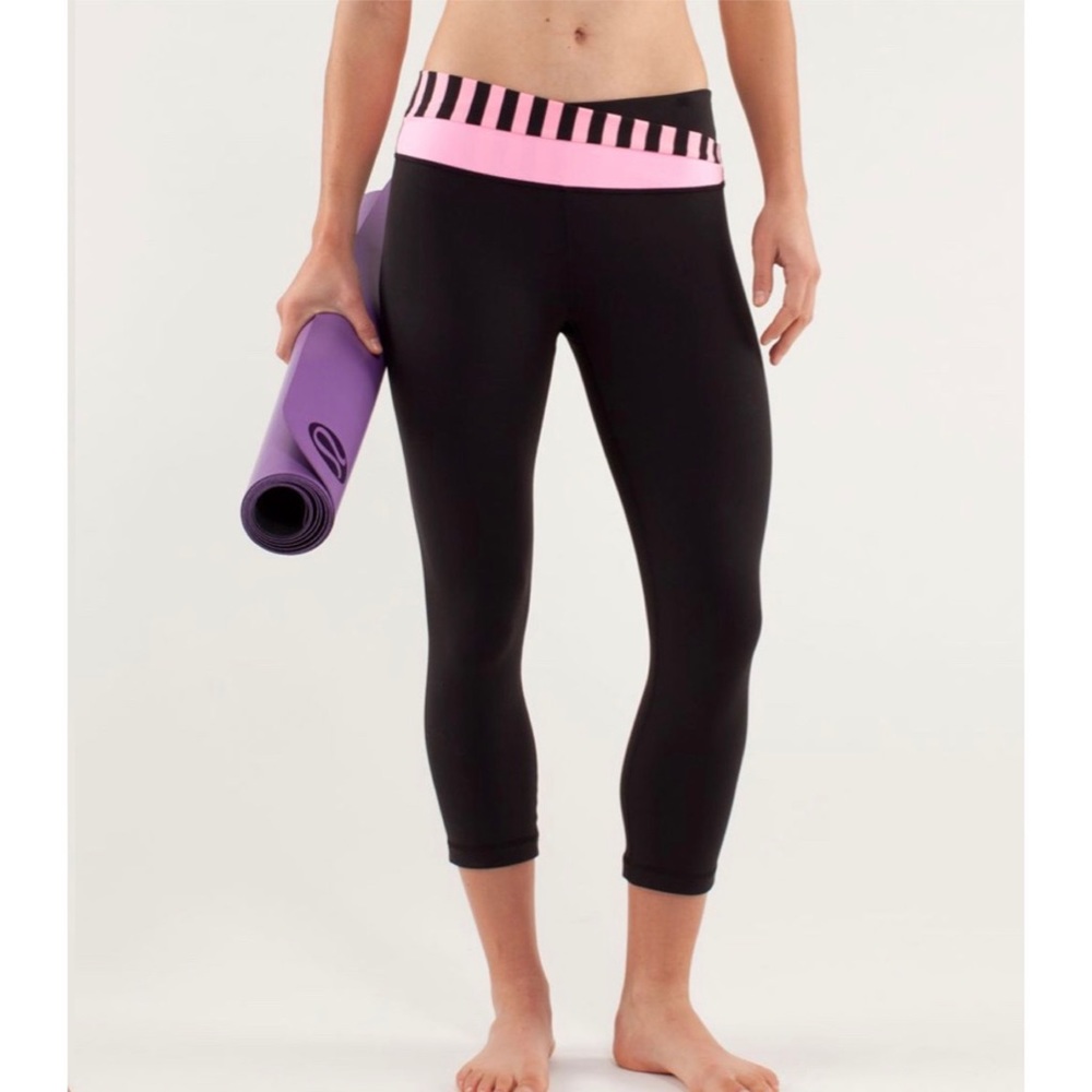 Lululemon Astro Wunder Under Crops